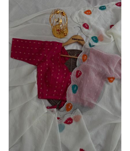 DB627 Beautiful Soft Crunchy Silk Embroidery Thread Work Celebrity Inspired Sarees.(Blouse Unstitched)