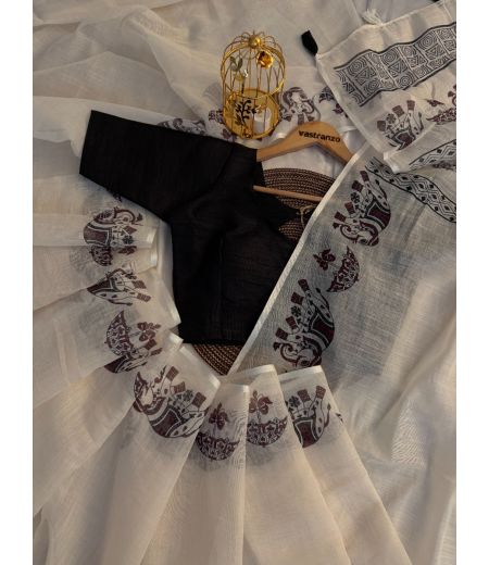 DB654  Beautiful Soft Linen Kalamkari Printed Celebrity Inspired Saree.(Blouse Unstitched)