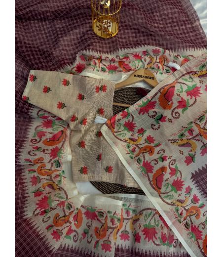 DB287 Beautiful Soft Linen Chex Kalamkari Printed Celebrity Inspired Sarees.(Blouse Unstitched)