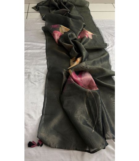 DB671 Beautiful Soft Tussar Silk Elegant Printed Celebrity Inspired Sarees.