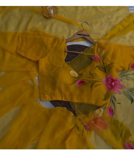 DB294 Beautiful Soft Chiffon Handbrush Painted Handwork Celebrity Inspired Saree.(Blouse Unstitched)