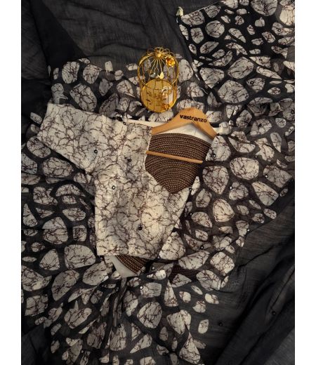 DB307 Beautiful Soft Linen Black Colour Foil Mirror Work Celebrity Inspired Saree.(Blouse Unstitched)