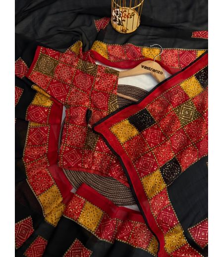 DB370 Beautiful Soft Bamber Viscose Georgette Foil Printed Celebrity Inspired Sarees.(Blouse Unstitched)