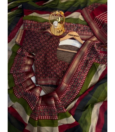 DB364 Beautiful Soft Mulmul Cotton Zari Weaving Celebrity Inspired Saree.(Blouse Unstitched)