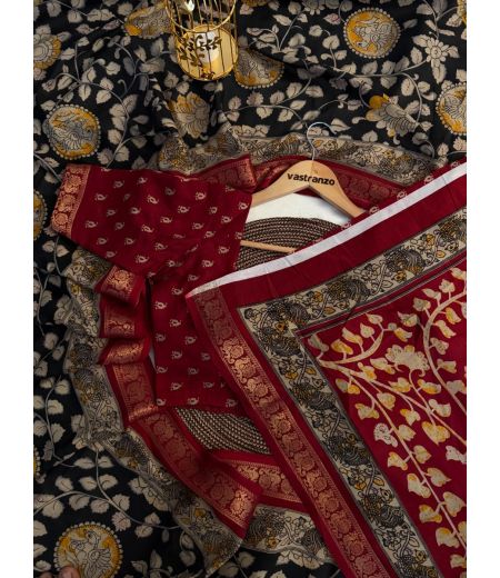 DB374 Beautiful Soft Mulmul Cotton Kalamkari Printed Celebrity Inspired Sarees.(Blouse Unstitched)
