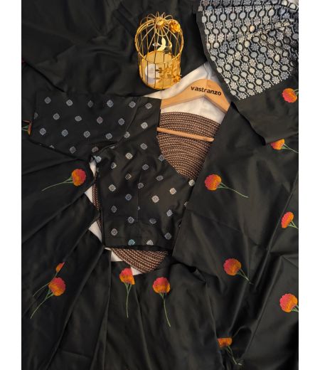 DB377  Beautiful Soft Silk Zari Weaving Celebrity Inspired Sarees.(Blouse Unstitched)