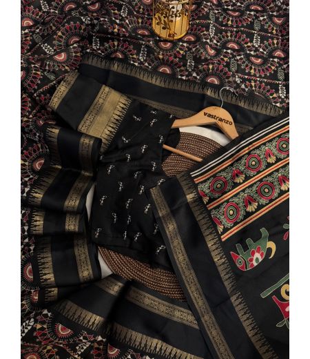 DB386 Beautiful Soft Cotton Worli Printed Celebrity Inspired Sarees.(Blouse Unstitched)