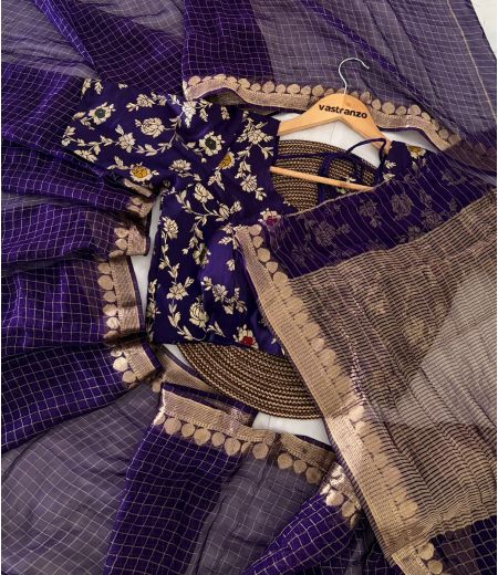 DB411 Beautiful Soft Viscose Georgette Jacquard Weaving Celebrity Inspired Sarees.(Blouse Unstitched)