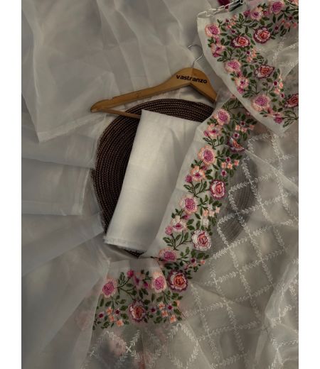 DB443 Beautiful Soft Organza Embroidery Thread Work Celebrity Inspired Saree.