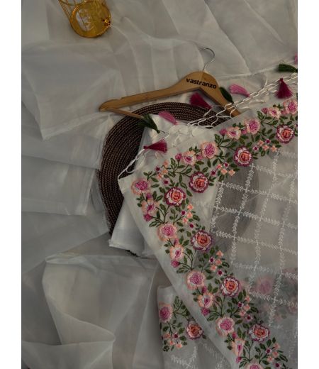 DB443 Beautiful Soft Organza Embroidery Thread Work Celebrity Inspired Saree.