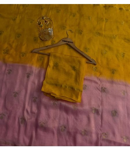 DB418 Beautiful Soft Sattin Viscose Jacquard Weaving Celebrity Inspired Sarees.