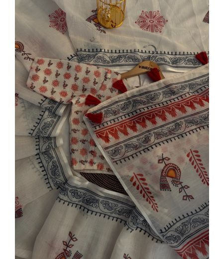 DB541 Beautiful Soft Linen Kalamkari Printed Celebrity Inspired Saree.(Blouse Unstitched)