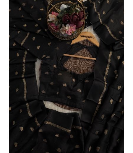 DB05 Beautiful Soft Jute Viscose Jacquard Weaving Celebrity Inspired Sarees.(Blouse Unstitched)