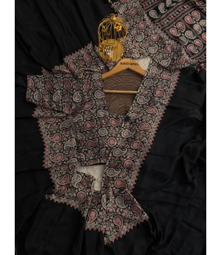 DB97 Beautiful Soft Satin Silk Ajrakh Printed Celebrity Inspired Sarees.(Blouse Unstitched)