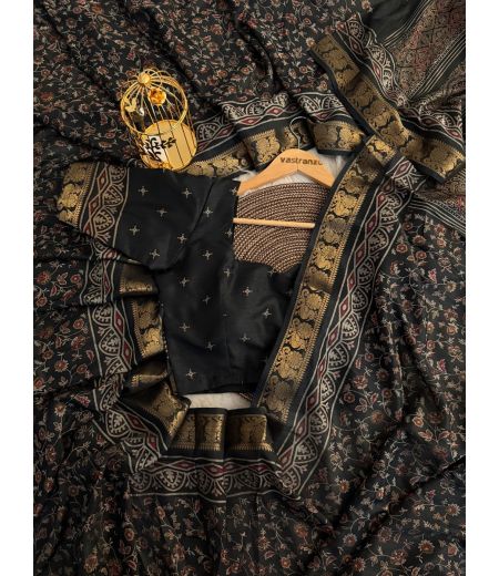 DB94 Beautiful Soft Dola Silk Elegant Printed Celebrity Inspired Sarees.