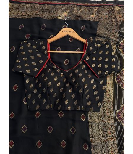 DB77 Beautiful Soft Bamber Viscose Georgette Black Colour Celebrity Inspired Saree.(UNSTITCHED BLOUSE)
