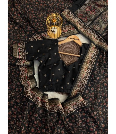 DB68 Beautiful Soft Dola Silk Elegant Printed Celebrity Inspired Sarees.