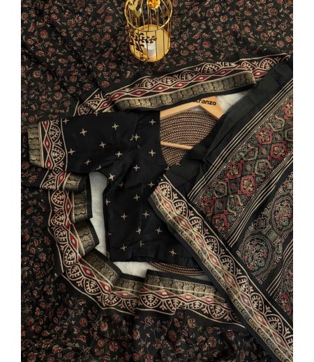 DB68 Beautiful Soft Dola Silk Elegant Printed Celebrity Inspired Sarees.