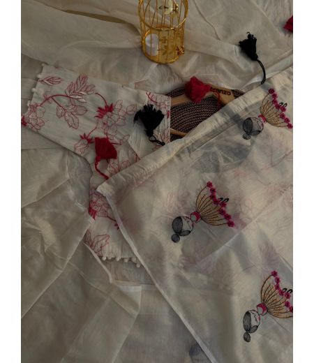 DB40 Beautiful Soft Chanderi Silk Embroidery Work Celebrity Inspired Saree with Designer Stitched Blouse.