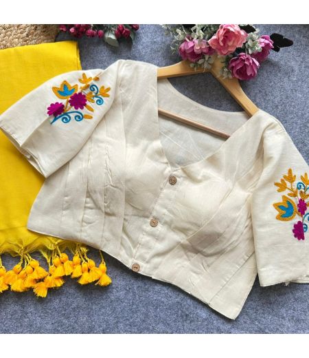 DB143 cotton saree And Beautiful Havy Cotton  Blouse.