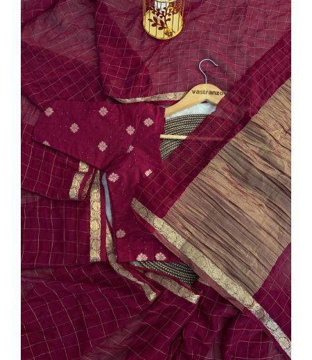 DB180 Beautiful Soft Viscose Chinon Jacquard Weaving Sarees with Weaving Sequence Work Blouse.(Blouse Unstitched)