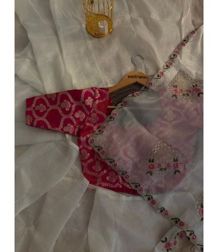 DB259 Beautiful Soft Tissue Crush Silk Floral Embroidery Siroski Work Celebrity Inspired Sarees.(Blouse Unstitched)