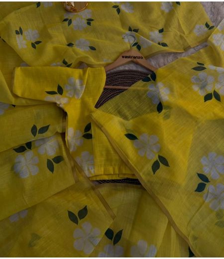 DB266 Beautiful Soft Lenin Floral Digital Printed Celebrity Inspired Sarees.