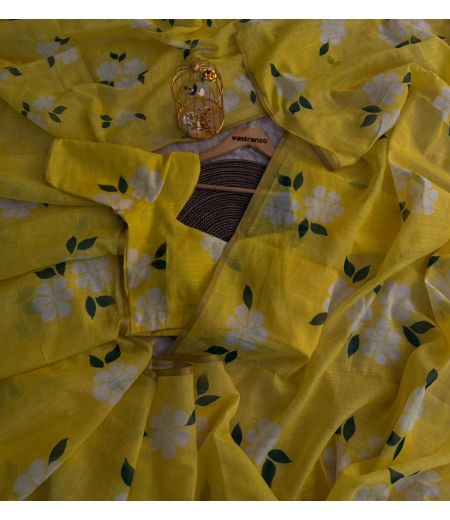 DB266 Beautiful Soft Lenin Floral Digital Printed Celebrity Inspired Sarees.