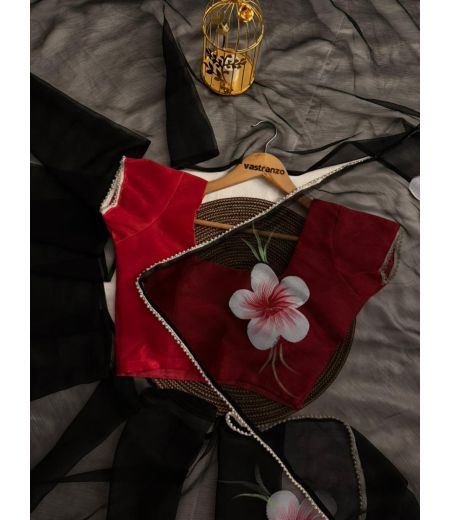 DB282 Beautiful Soft Chiffon Floral HandBrush Printed Celebrity Inspired Saree.(Blouse Unstitched)