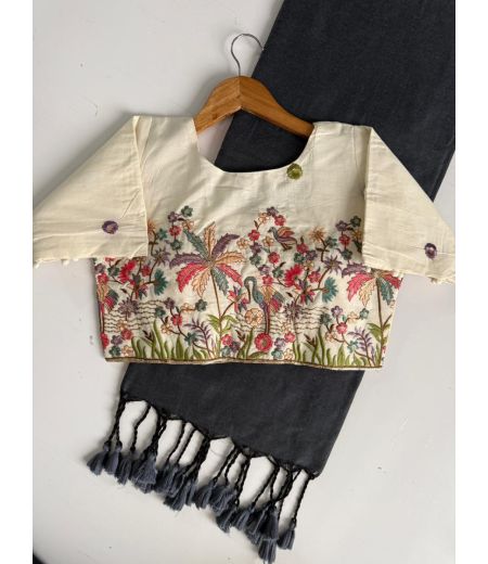 DB775 Beautiful Soft Handloom Cotton Celebrity Inspired Sarees with Designer Stitched Blouse.