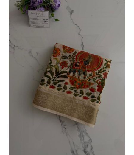 DB946 Beautiful Soft Marshmallow Silk Elegant Printed Zari Weaving Celebrity Inspired Sarees.