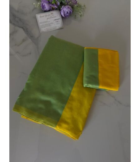 DB1099  Soft Mulmul Cotton Celebrity Inspired Sarees with PomPom Border.